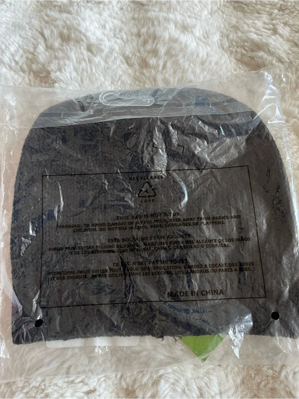 Kate Spade New York Grosgrain Bow Beanie Black/Cream Bow NWT Black Knit 2019